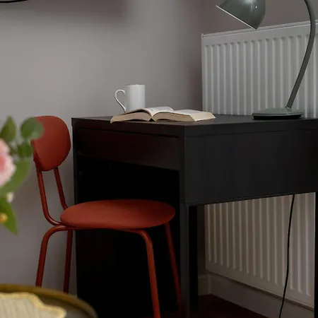 Cozy With Garden And Place To Work By Renters דירה *